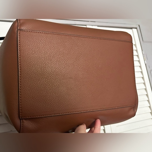 NWT Steve Madden Bwilde Flat Tote Large with another bag inside, cognac color. - Picture 8 of 9